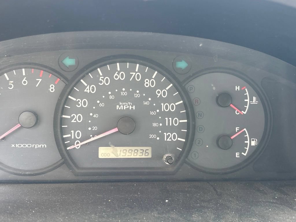 Used 2003 Kia Rio Cinco FWD image 10