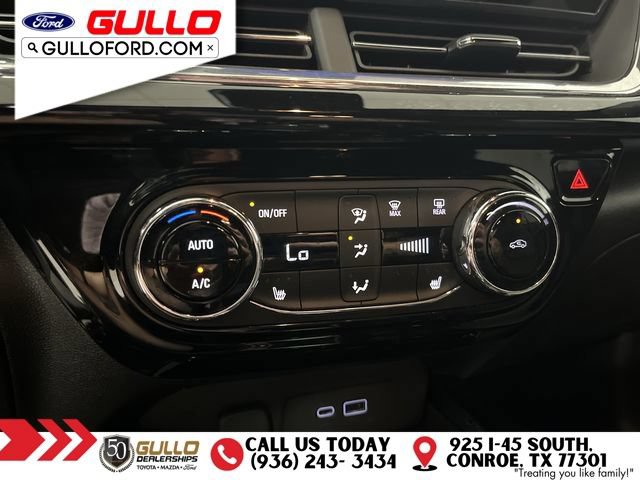 Used 2024 Chevrolet Trax RS w/ Sunroof Package FWD image 27