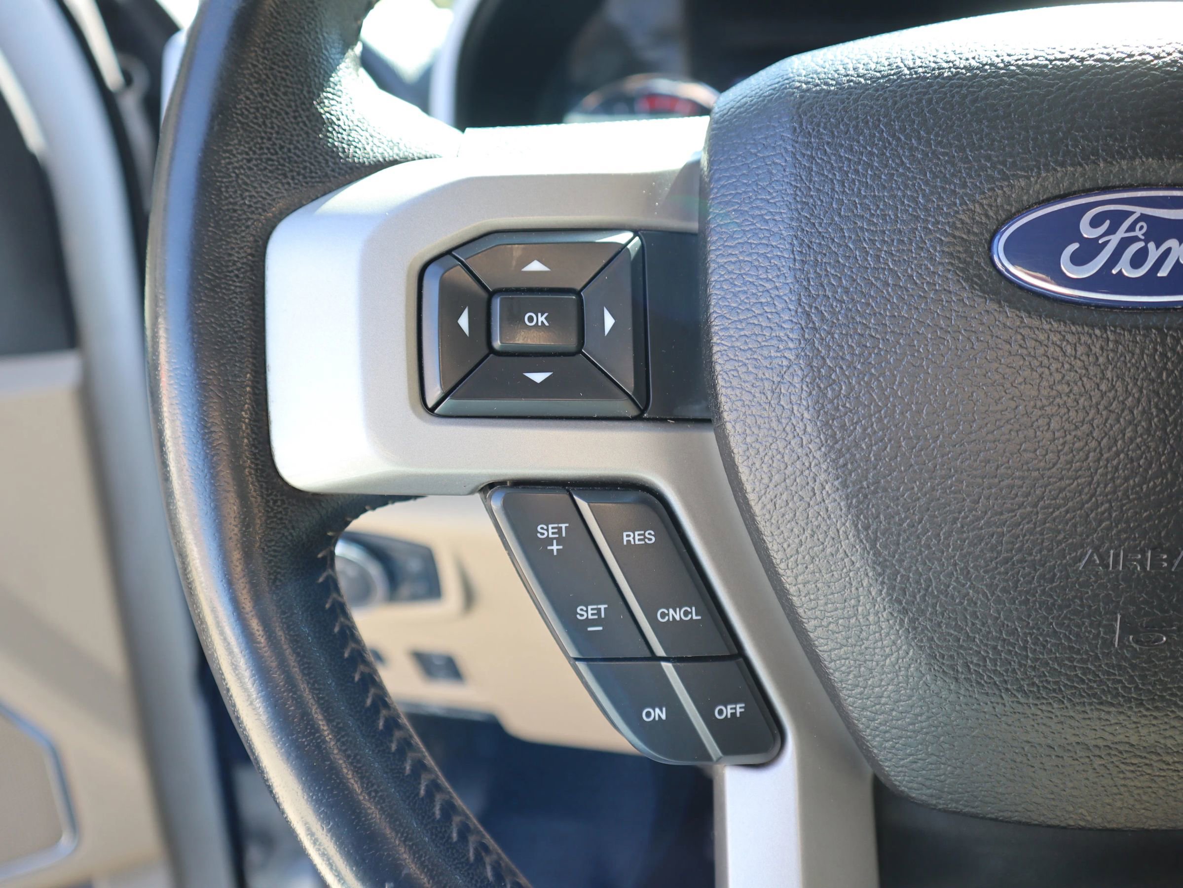 Used 2019 Ford F350 Lariat w/ Lariat Ultimate Package image 22