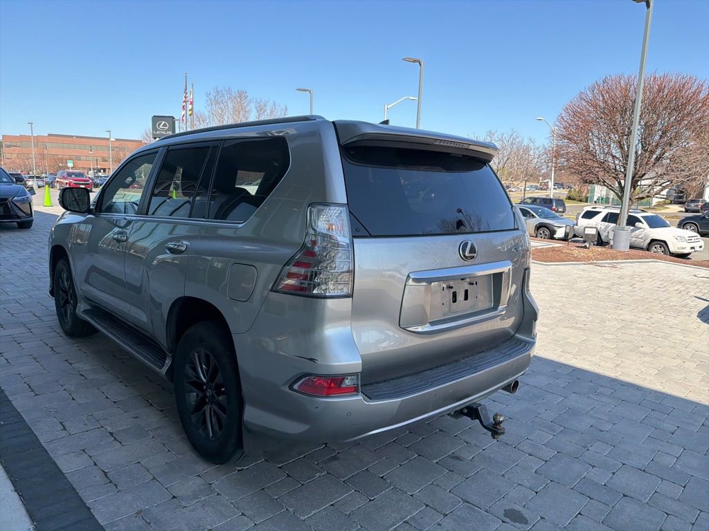 Used 2020 Lexus GX 460 Premium w/ Premium Package image 25