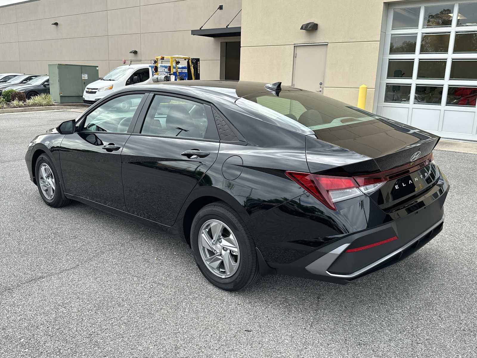 New 2026 Hyundai Elantra SE image 5