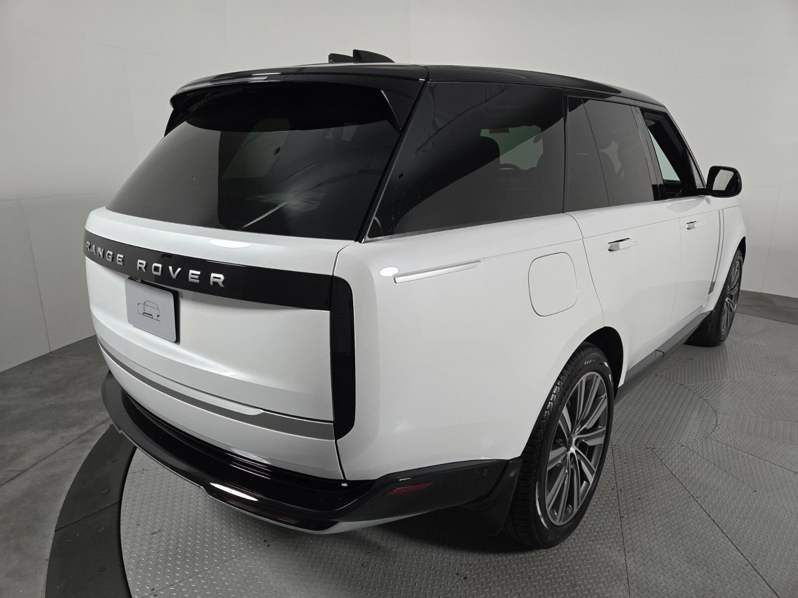 New 2026 Land Rover Range Rover Autobiography AWD/4WD image 2