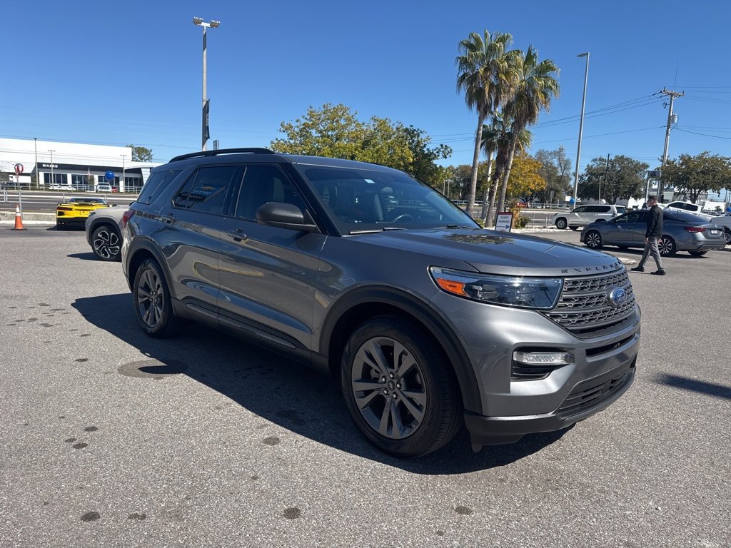 Used 2021 Ford Explorer XLT w/ Equipment Group 202A image 1