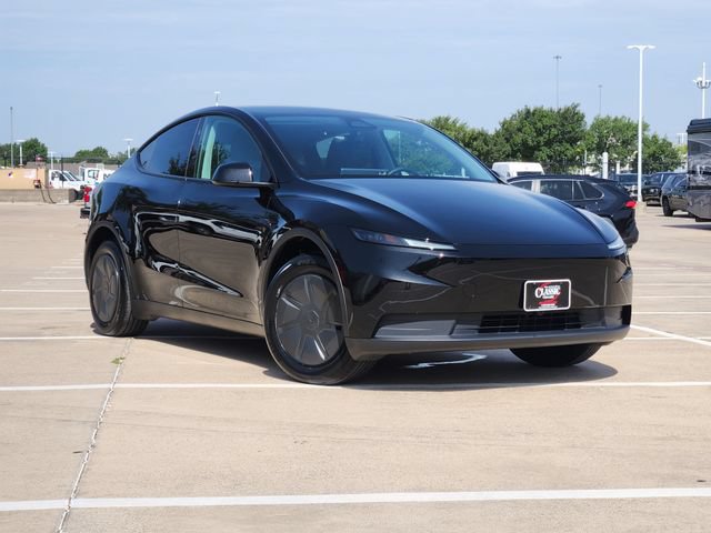 Used 2026 Tesla Model Y 2WD video 2