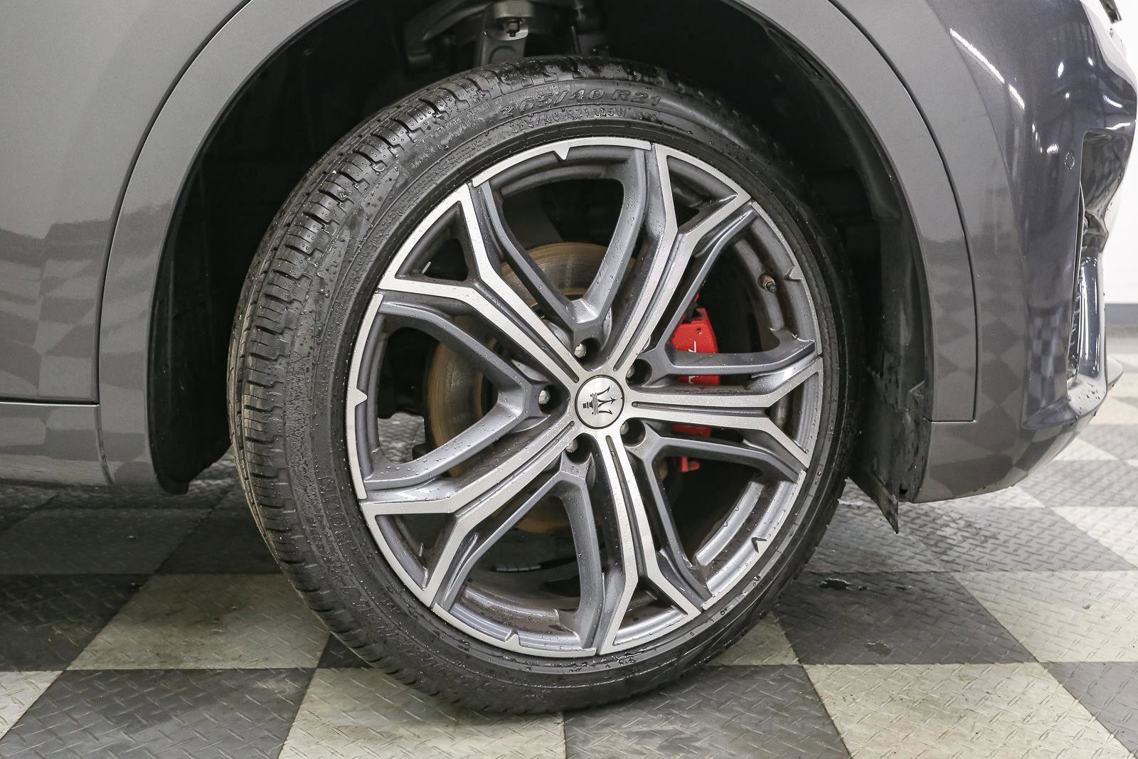 Used 2022 Maserati Levante GT image 17