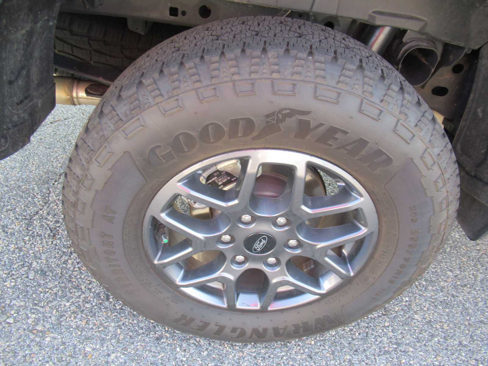 Used 2025 Ford Ranger XLT w/ Equipment Group 301A High AWD/4WD image 9