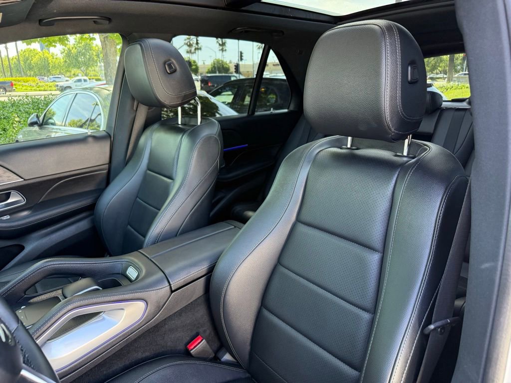 Used 2022 Mercedes-Benz GLE 350 4MATIC w/ Premium Package image 13
