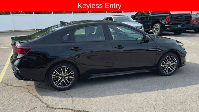 Used 2023 Kia Forte GT-Line image 9