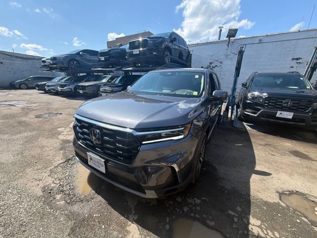 Certified 2023 Honda Pilot Elite image 1
