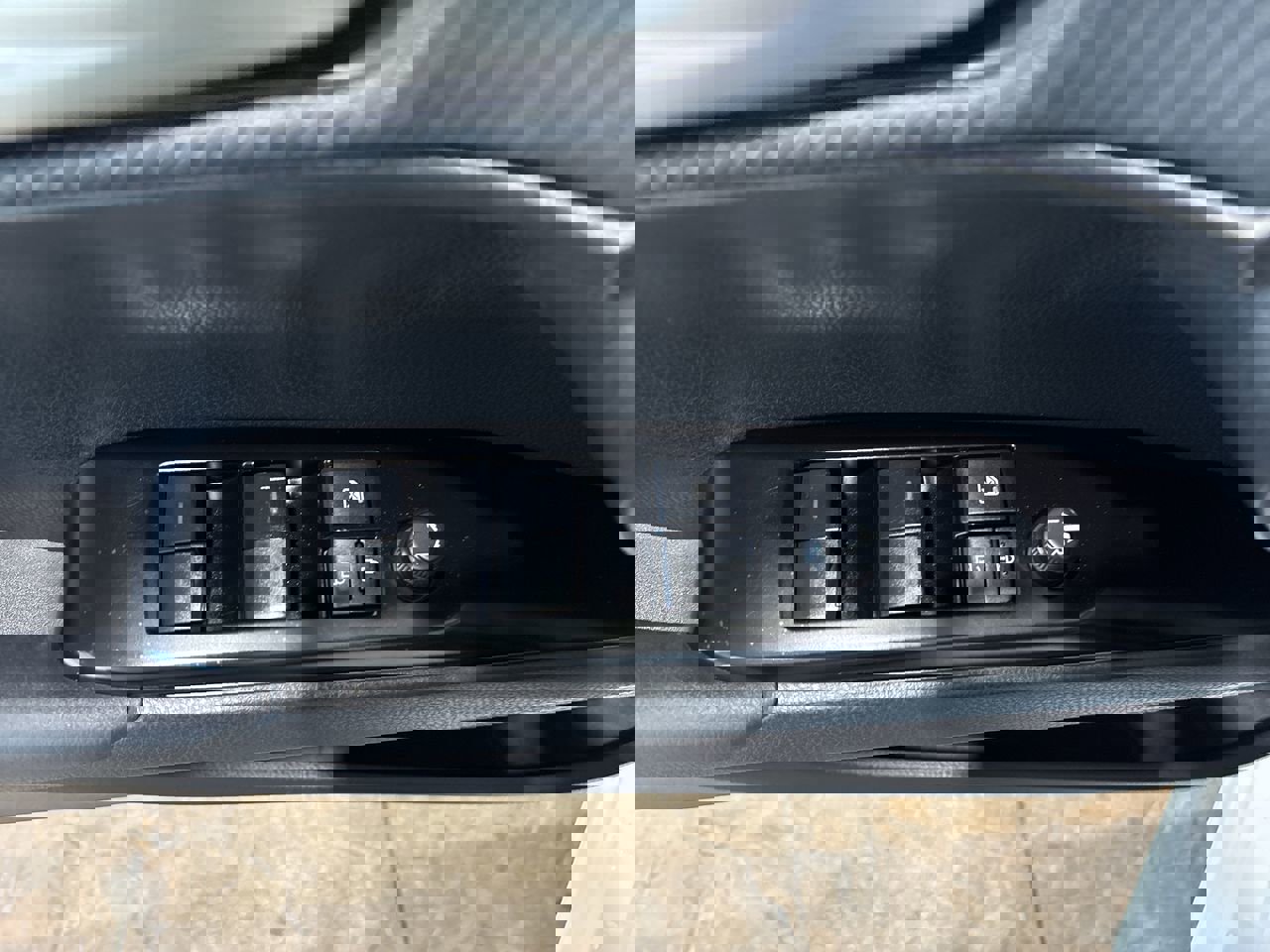 Certified 2025 Toyota Camry SE image 13