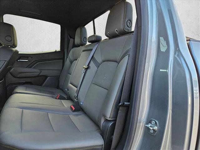 Used 2024 Chevrolet Colorado ZR2 w/ ZR2 Convenience Package III AWD/4WD image 17