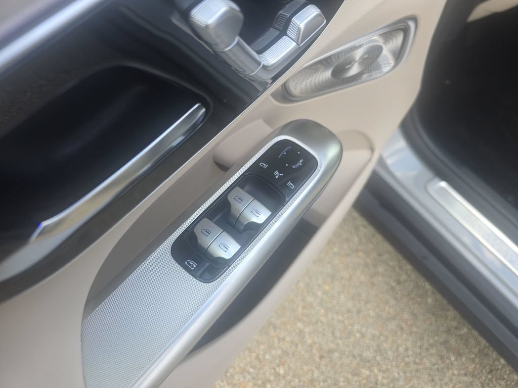 New 2026 Mercedes-Benz GLC 300 4MATIC image 11