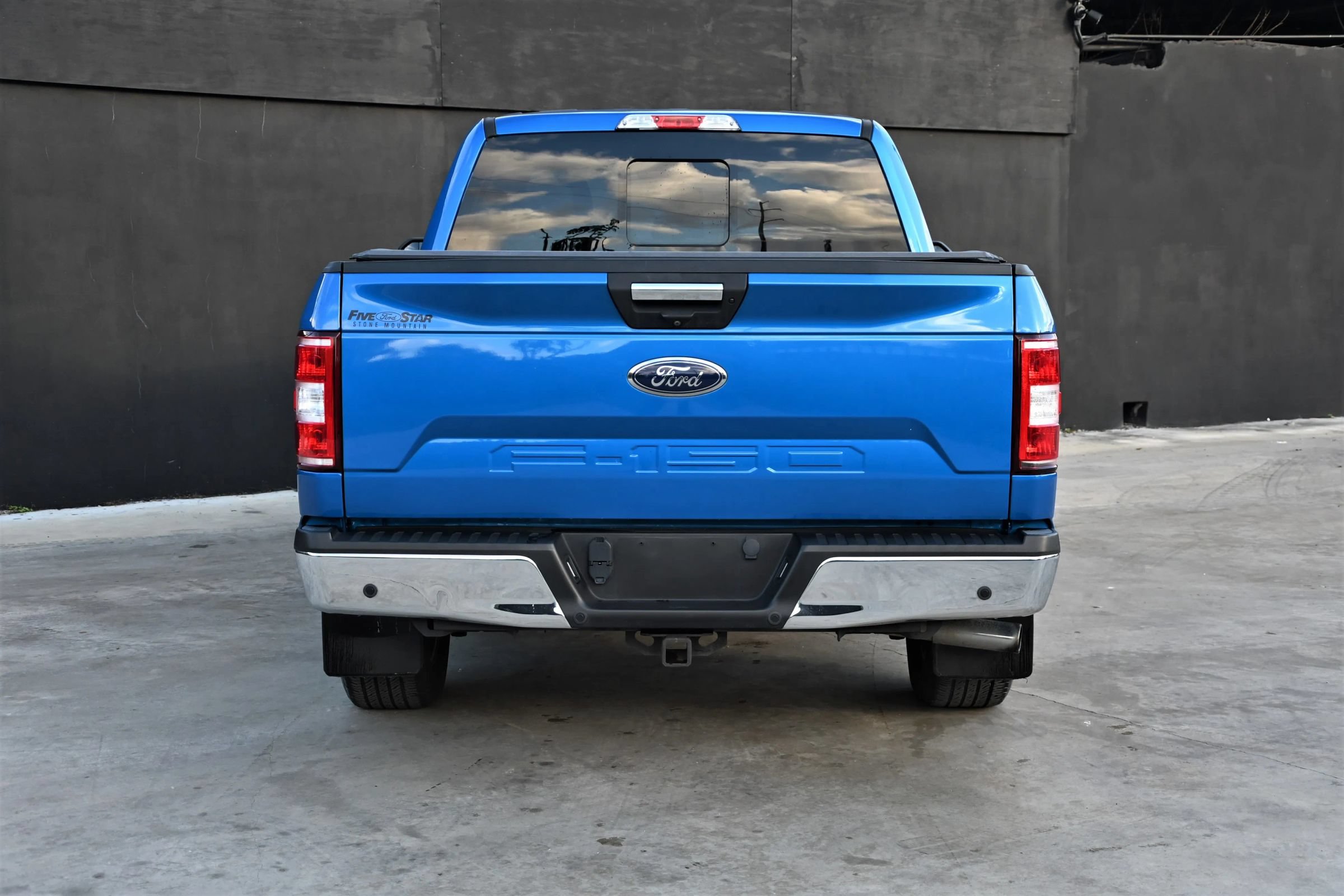 Used 2019 Ford F150 XLT w/ Equipment Group 302A Luxury RWD image 4
