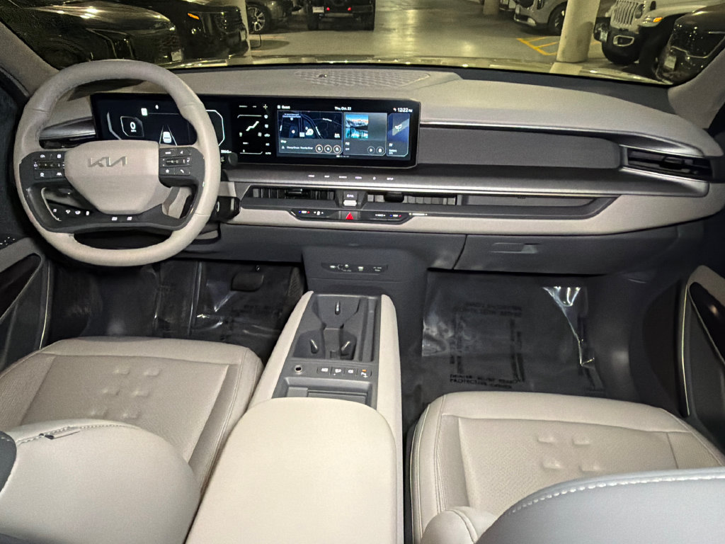 Certified 2024 Kia EV9 Wind AWD/4WD image 19