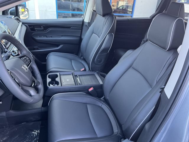 New 2026 Honda Odyssey Touring image 15