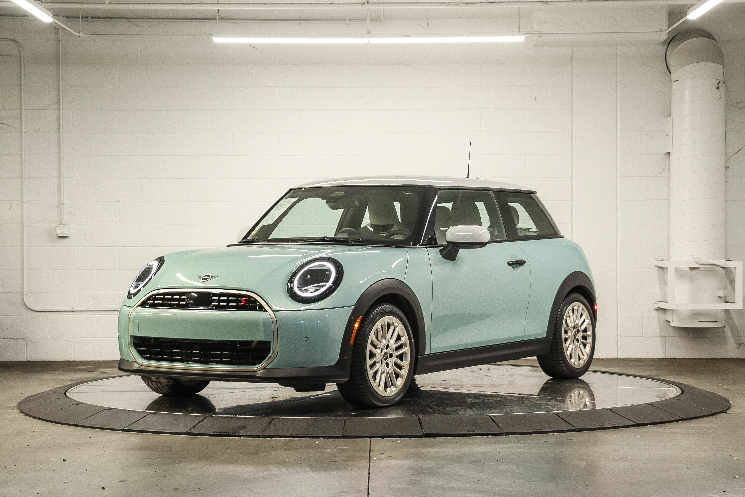 Certified 2025 MINI Cooper S FWD image 3