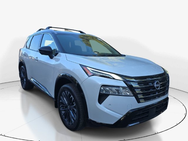 Used 2026 Nissan Rogue Platinum w/ Platinum Premium Package AWD/4WD image 3
