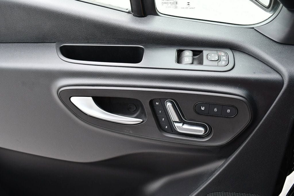 Used 2024 Mercedes-Benz Sprinter 2500 image 14