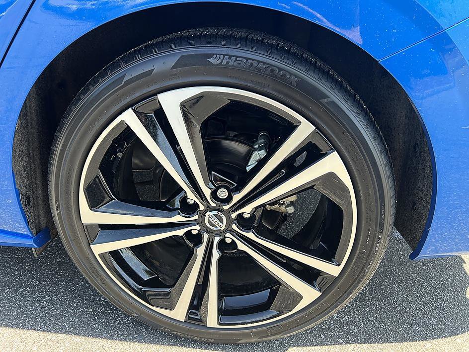 Certified 2023 Nissan Sentra SR w/ SR Premium Package FWD image 10