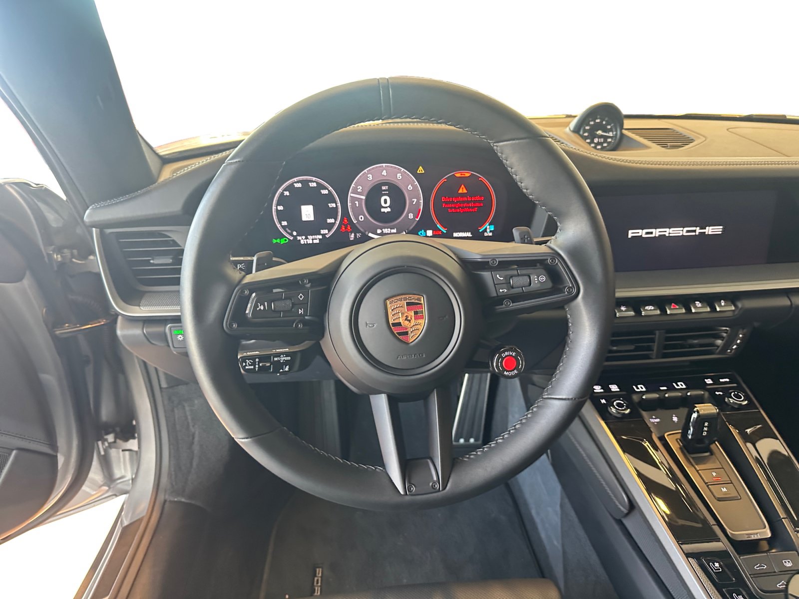 Used 2025 Porsche 911 Carrera S RWD image 13