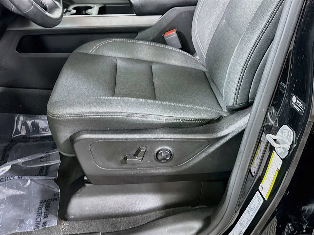 Used 2021 RAM 1500 Big Horn AWD/4WD image 25