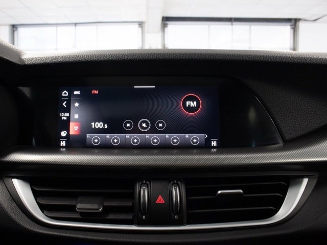 Used 2022 Alfa Romeo Stelvio Veloce image 15