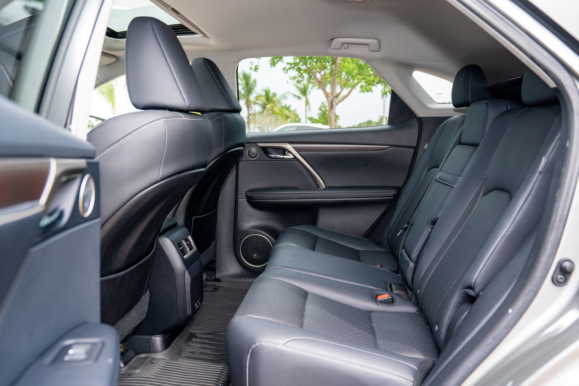 Used 2022 Lexus RX 350 FWD w/ Premium Package image 31