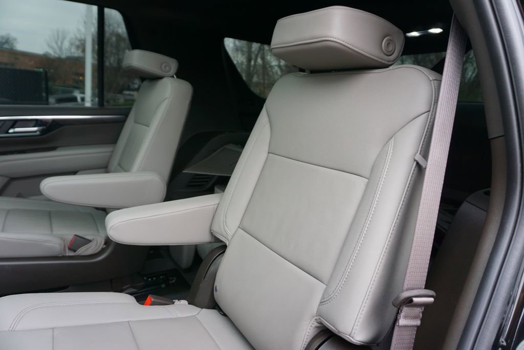 Used 2025 Chevrolet Tahoe Z71 w/ Z71 Off-Road Package image 14