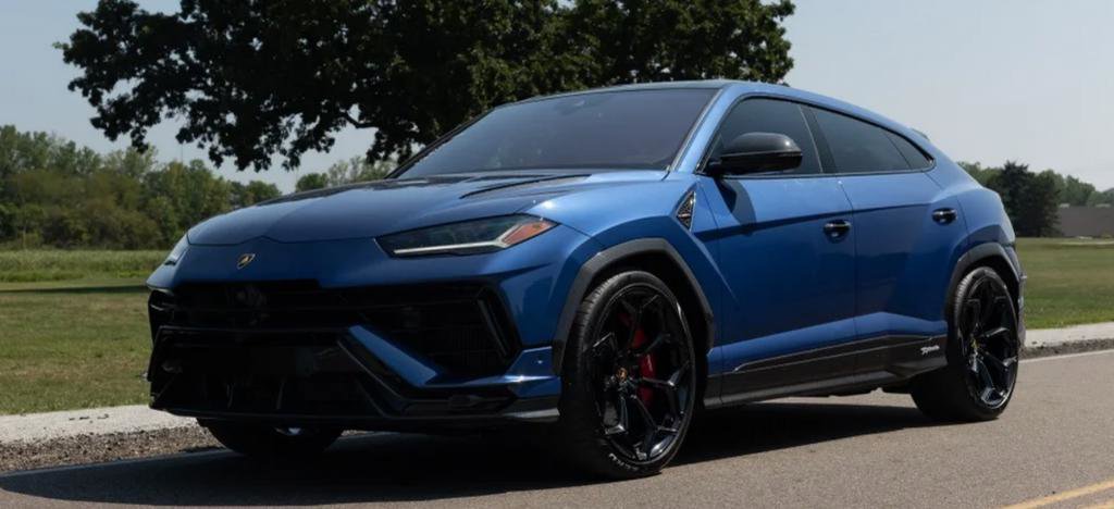 Used 2024 Lamborghini Urus Performante image 2