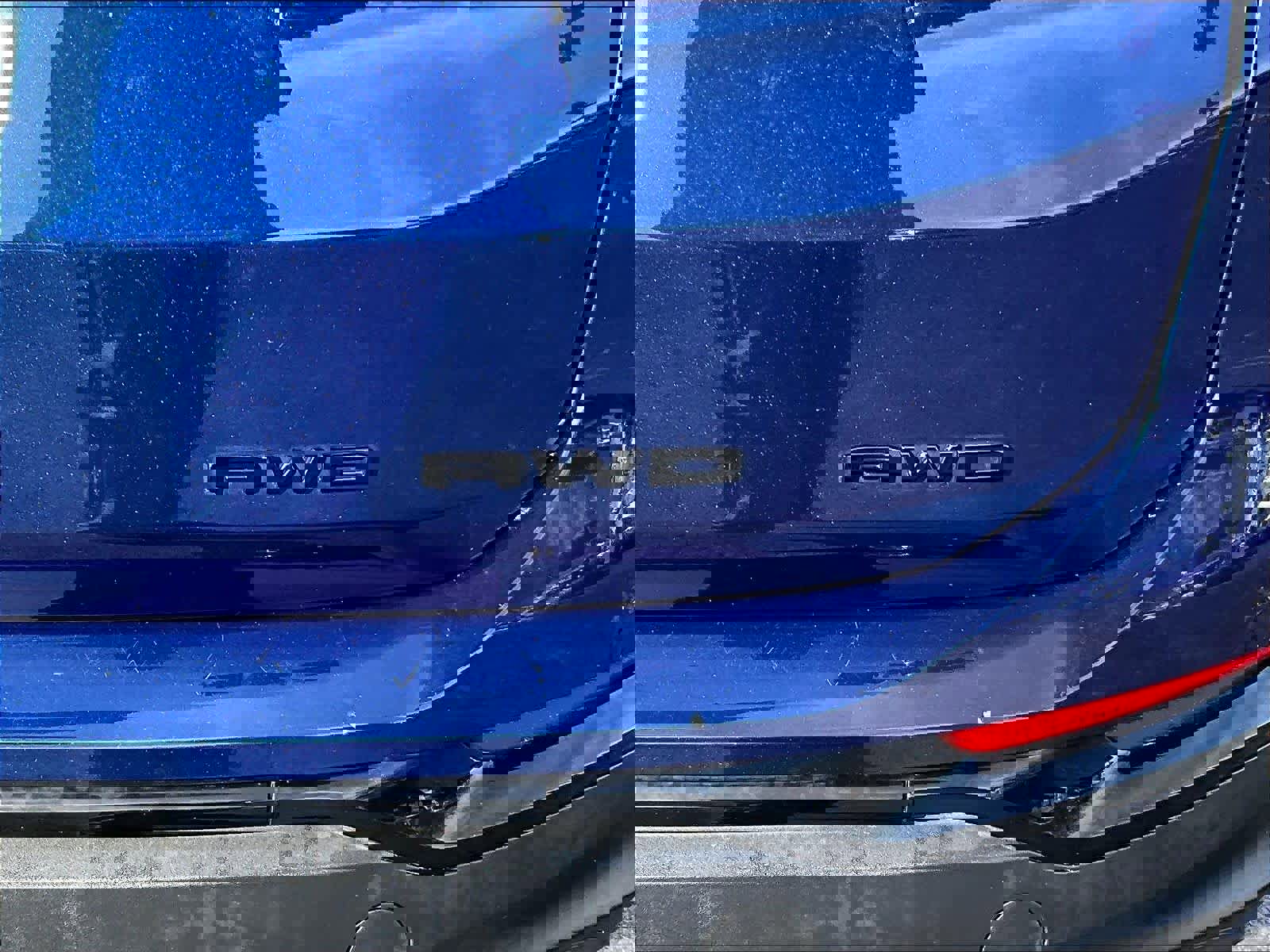 Used 2022 GMC Terrain SLE w/ Driver Convenience Package image 29