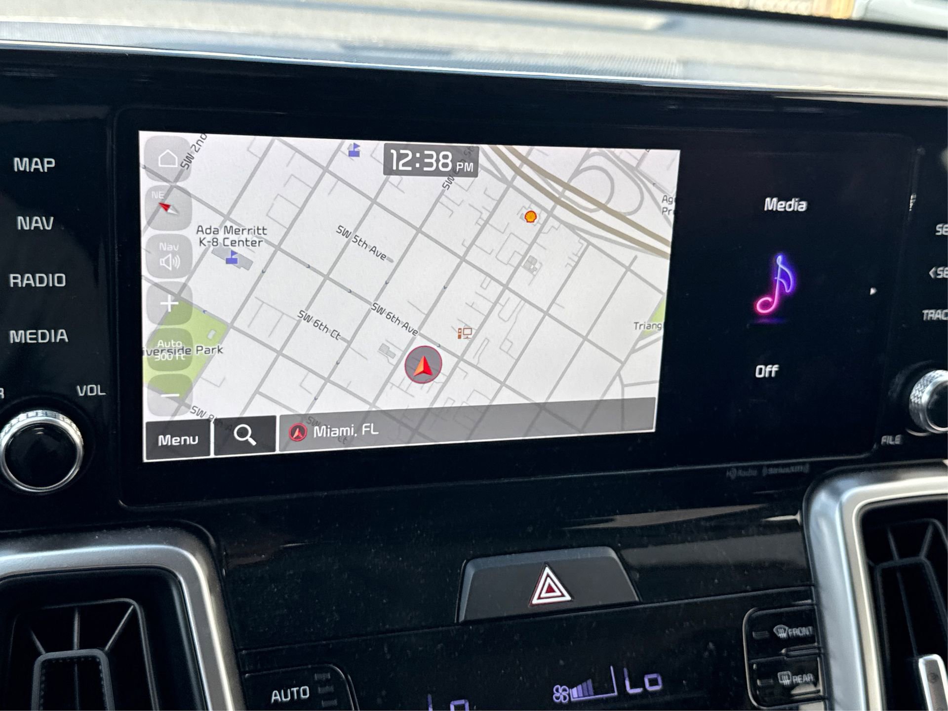 Used 2023 Kia Sorento S image 29