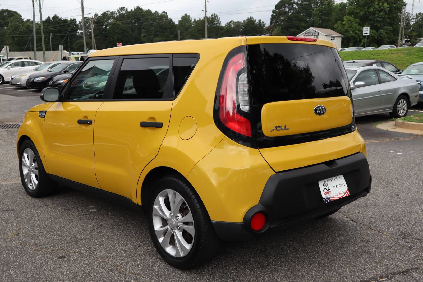 Used 2014 Kia Soul + FWD image 4