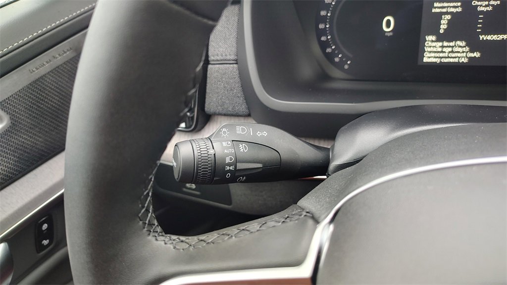 New 2026 Volvo XC90 B6 Ultra w/ Protection Package image 18