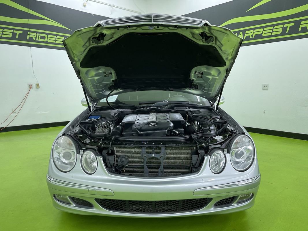 Used 2006 Mercedes-Benz E 500 4MATIC Sedan image 4