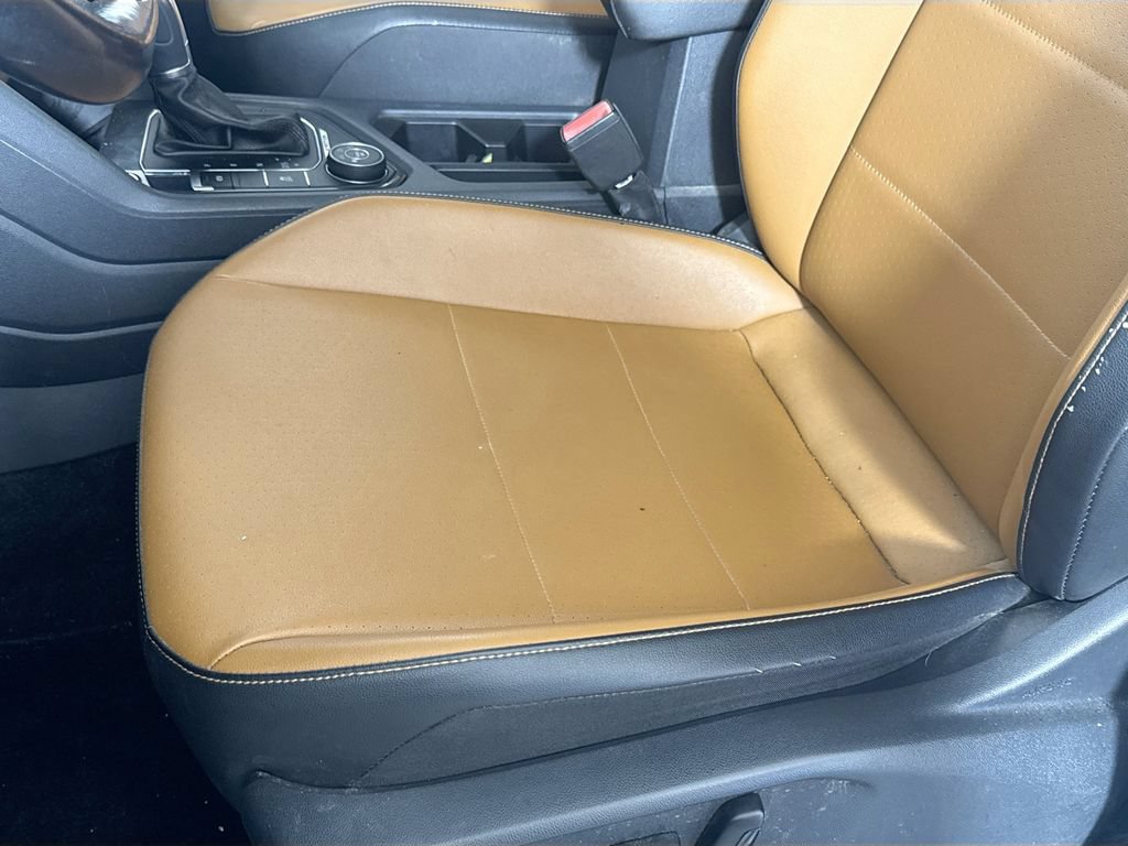 Used 2018 Volkswagen Tiguan SE AWD/4WD image 18
