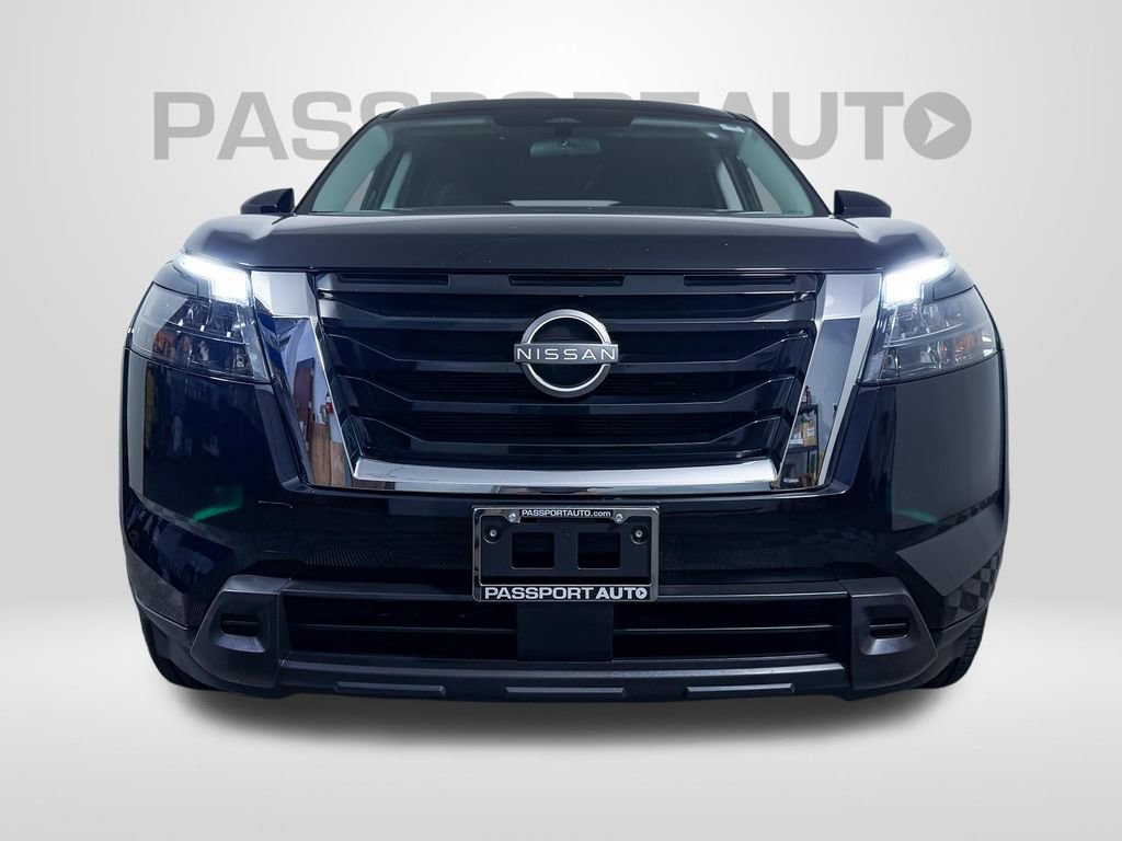 Certified 2024 Nissan Pathfinder S AWD/4WD image 2