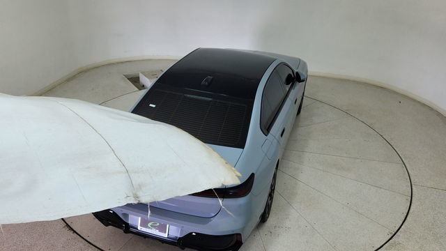 Used 2024 BMW 740i xDrive w/ Premium Package image 87