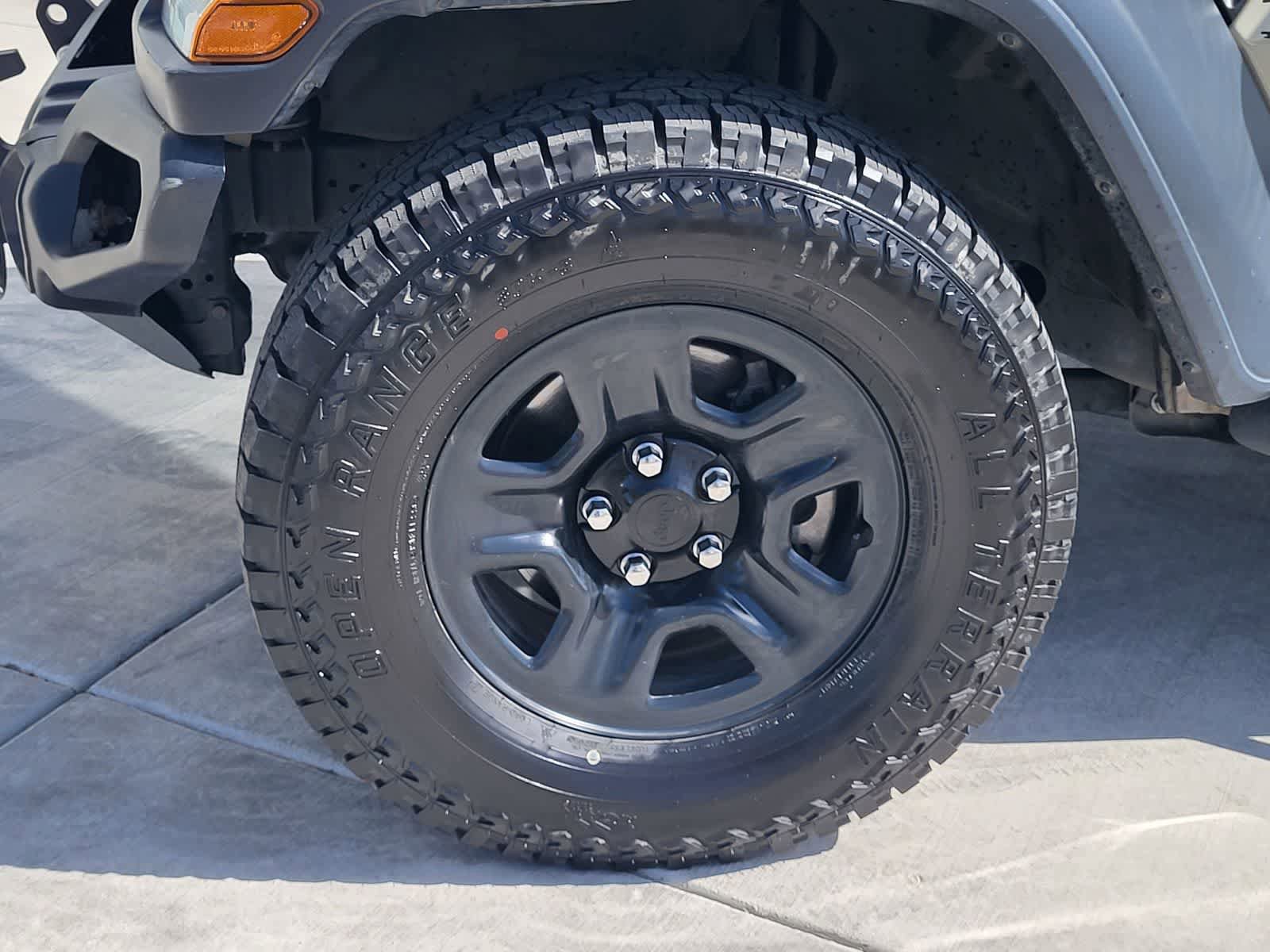 Used 2020 Jeep Gladiator Sport w/ Trailer Tow Package AWD/4WD image 8