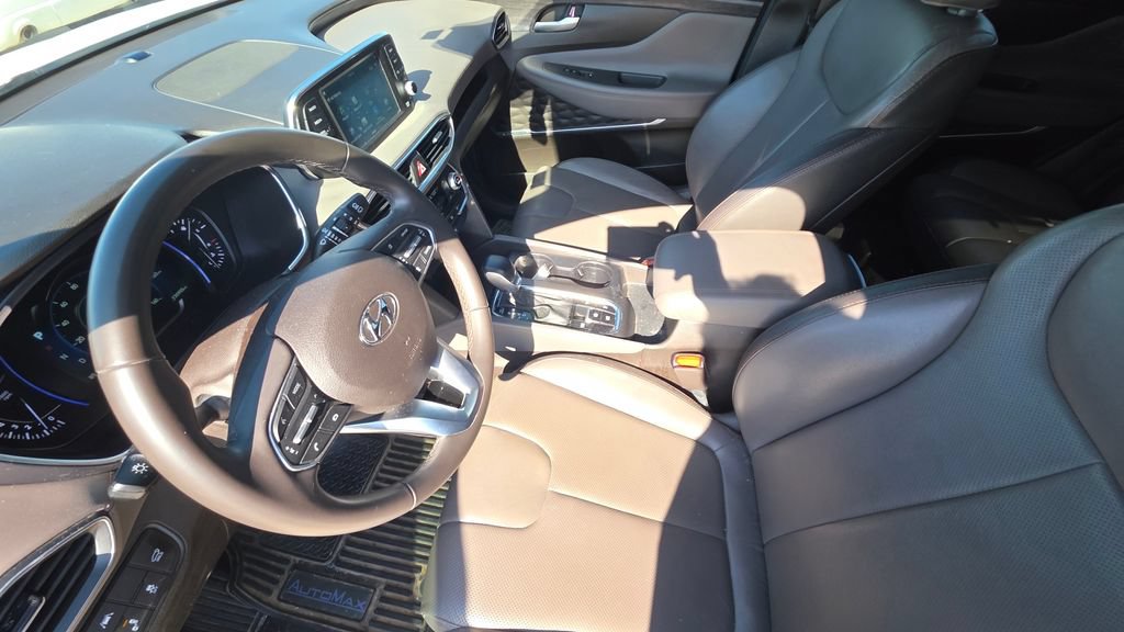 Used 2020 Hyundai Santa Fe SEL w/ Convenience + Premium Package FWD image 12