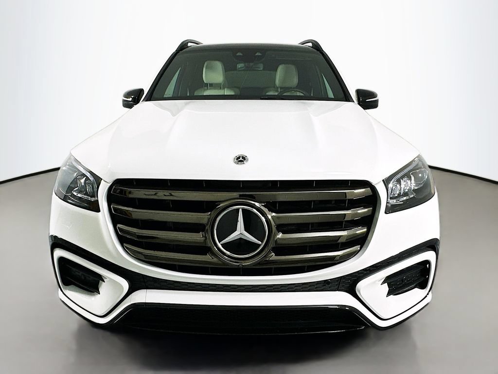 Used 2025 Mercedes-Benz GLS 450 4MATIC image 6