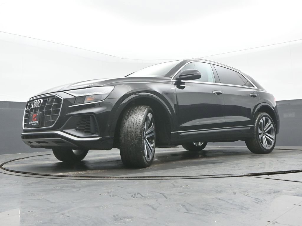 Used 2021 Audi Q8 Prestige w/ Prestige Package image 28