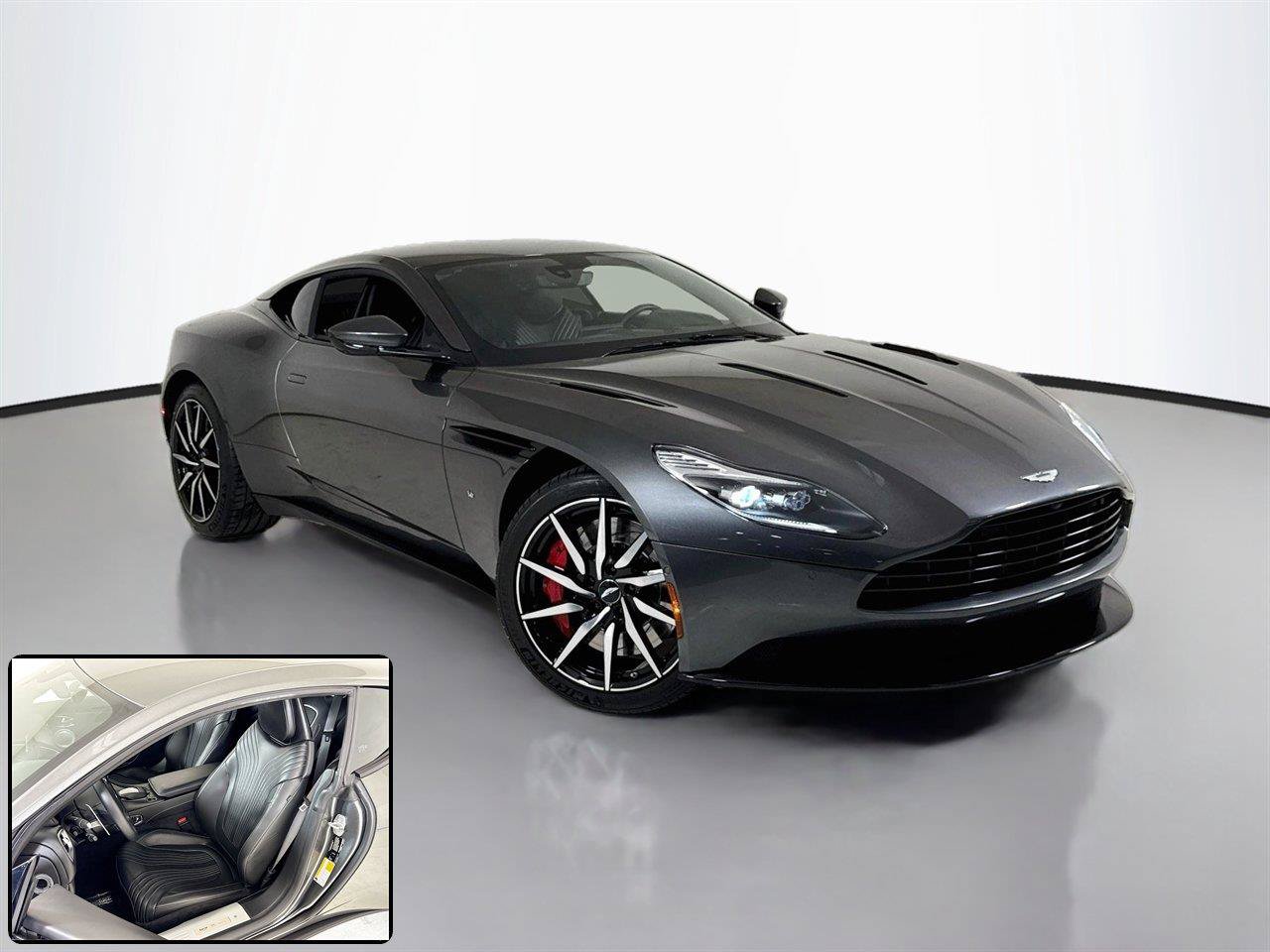 Used 2017 Aston Martin DB11 V12 RWD image 2
