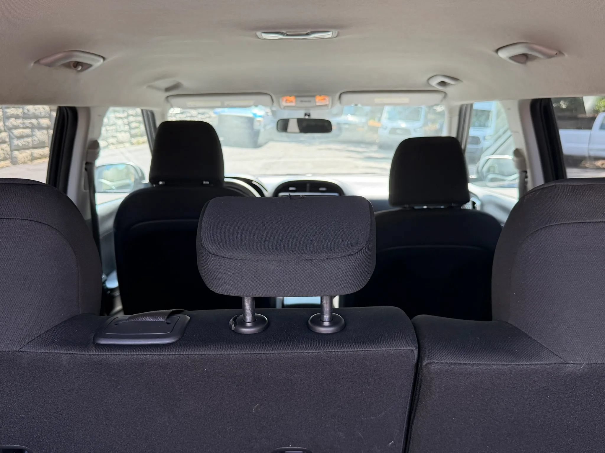 Used 2020 Kia Soul LX FWD image 35