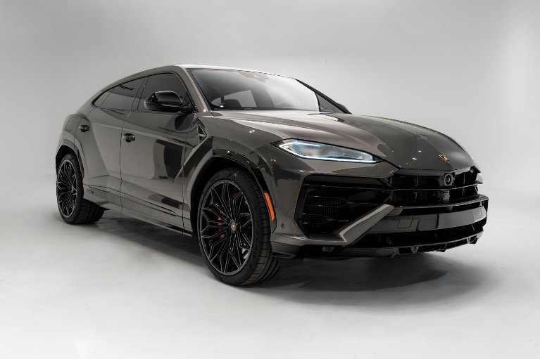 Used 2025 Lamborghini Urus SE AWD/4WD image 36