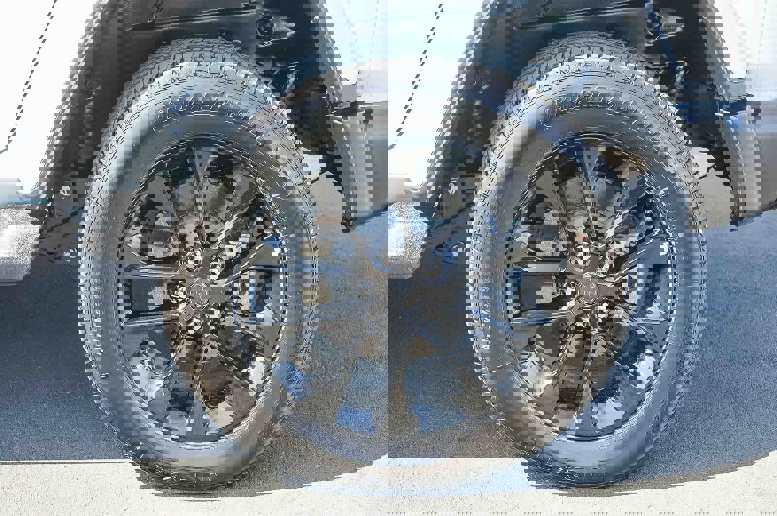 Used 2025 Jeep Wrangler Sahara image 10