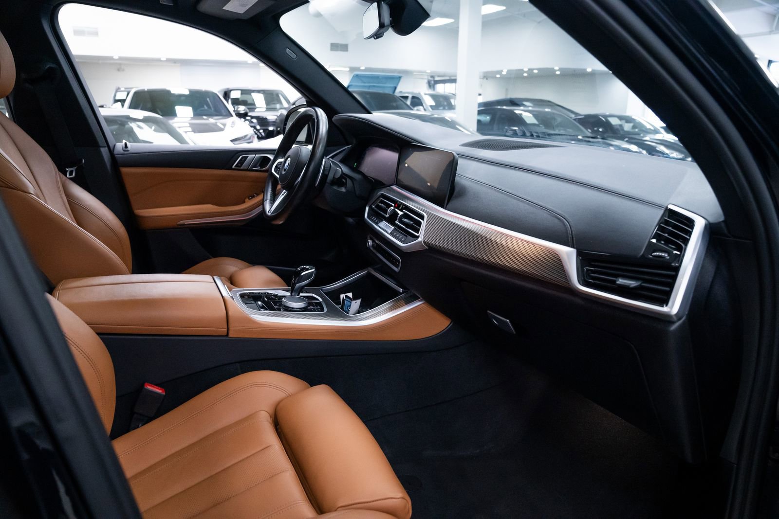 Used 2022 BMW X5 M50i AWD/4WD image 24