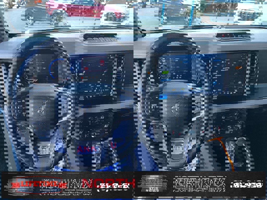 Used 2021 Ford Bronco Badlands image 8