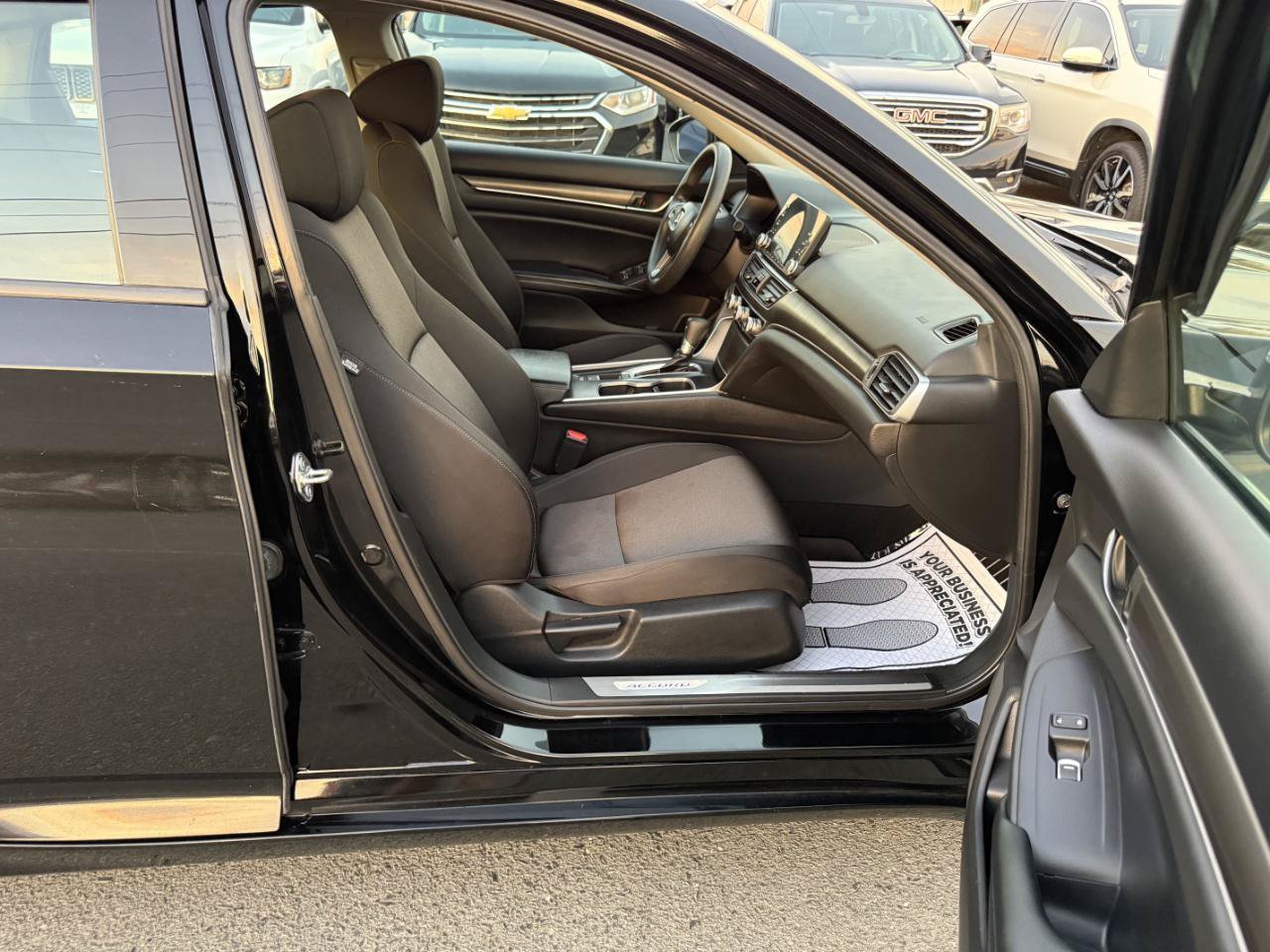 Used 2018 Honda Accord LX image 14