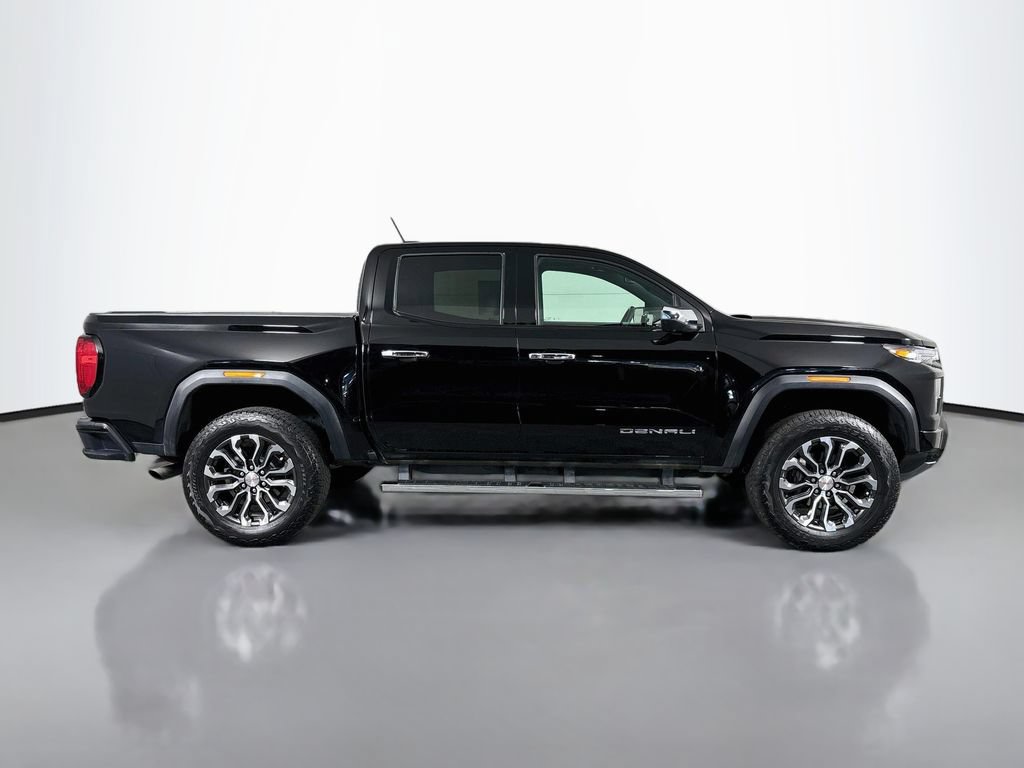 Certified 2024 GMC Canyon Denali AWD/4WD image 8