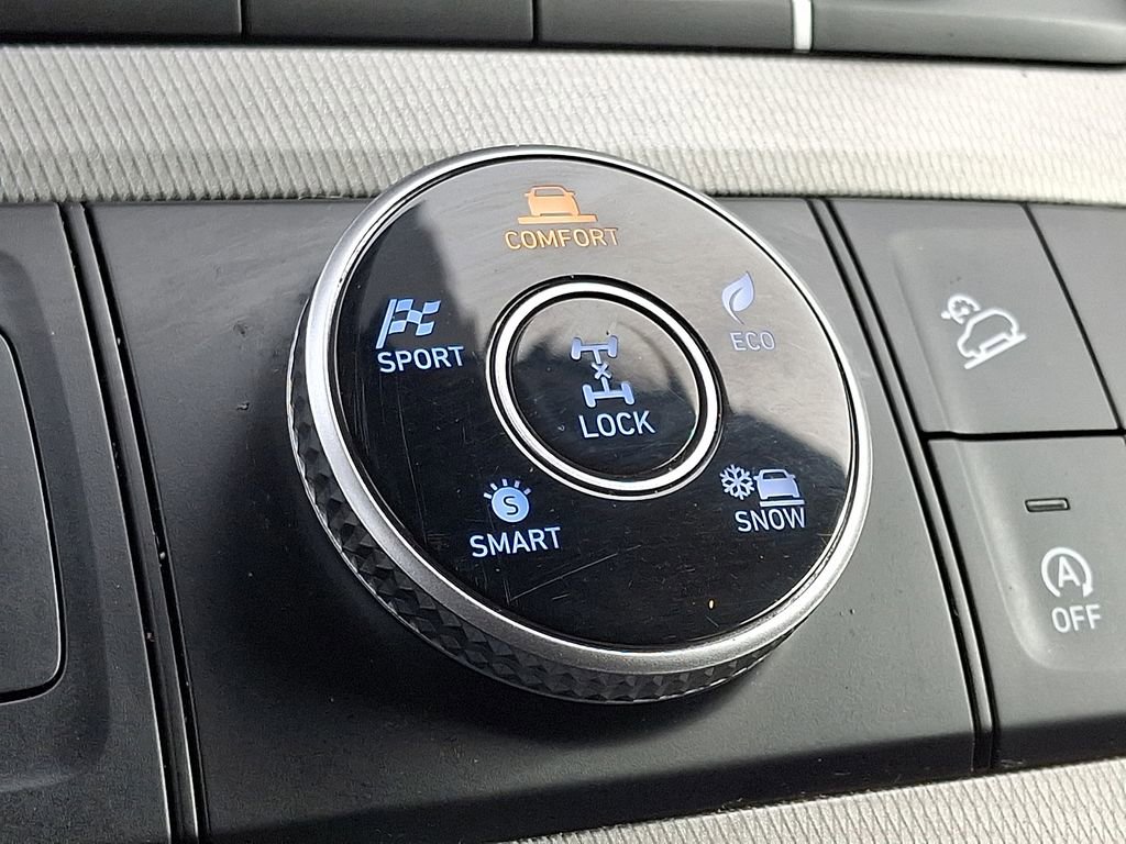 Used 2021 Hyundai Palisade SE w/ Cargo Package image 23